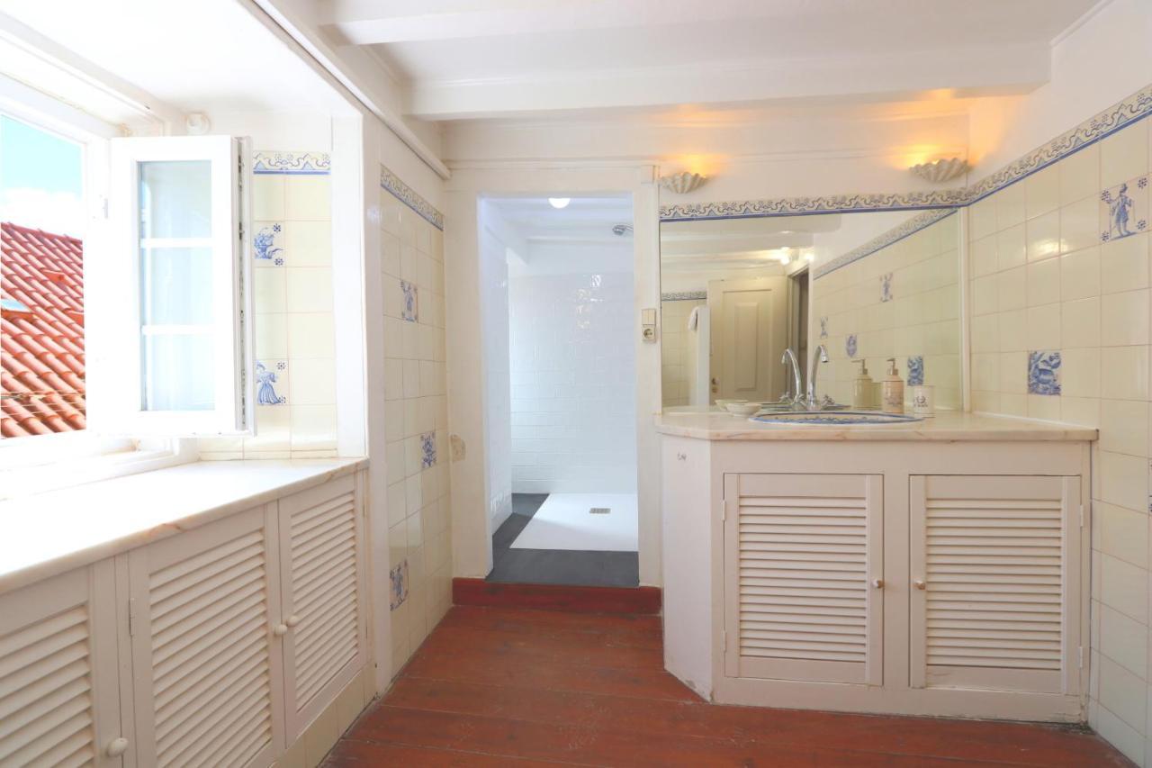 Apartamento Penthouse At Downtown With Sun Deck & Amazing Views Lisboa Exterior foto
